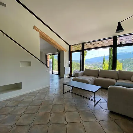 Semesterbostad Ferus Piscine Chauffee *